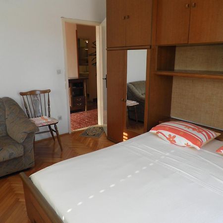 Apartments Holiday Lumbarda Extérieur photo