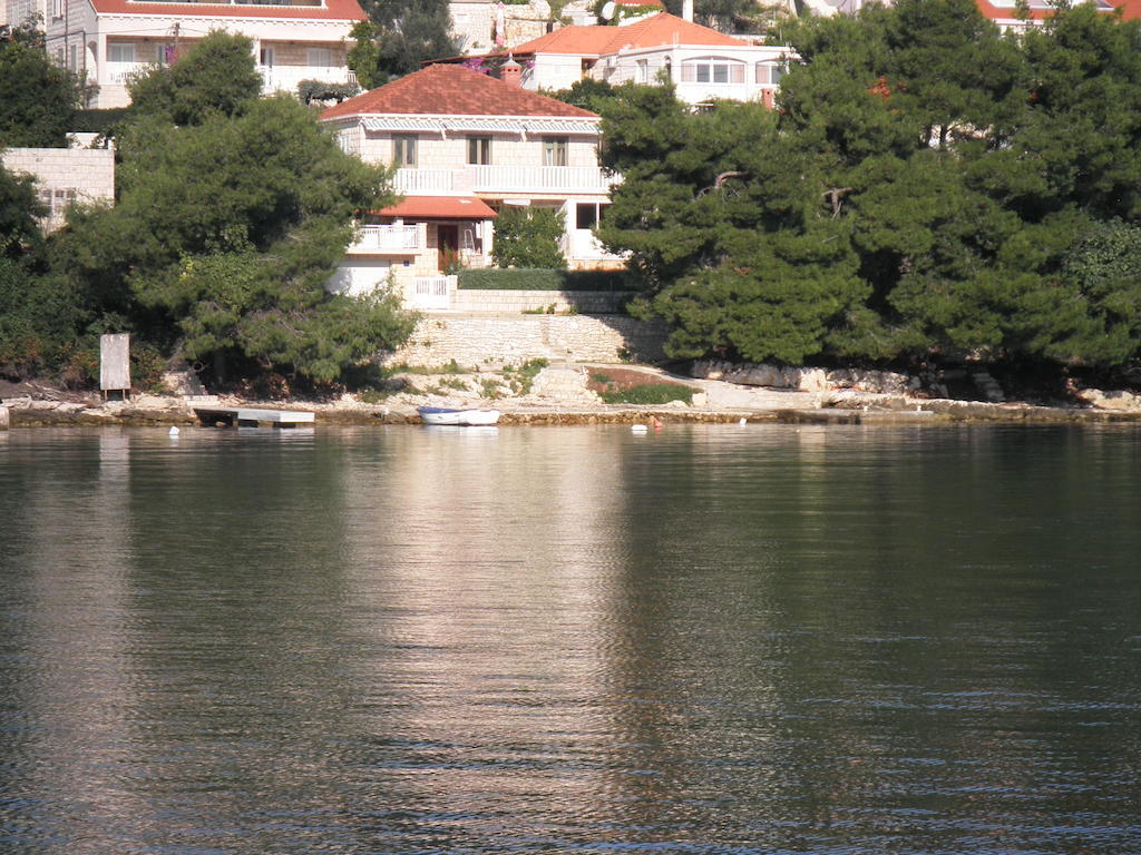 Apartments Holiday Lumbarda Extérieur photo