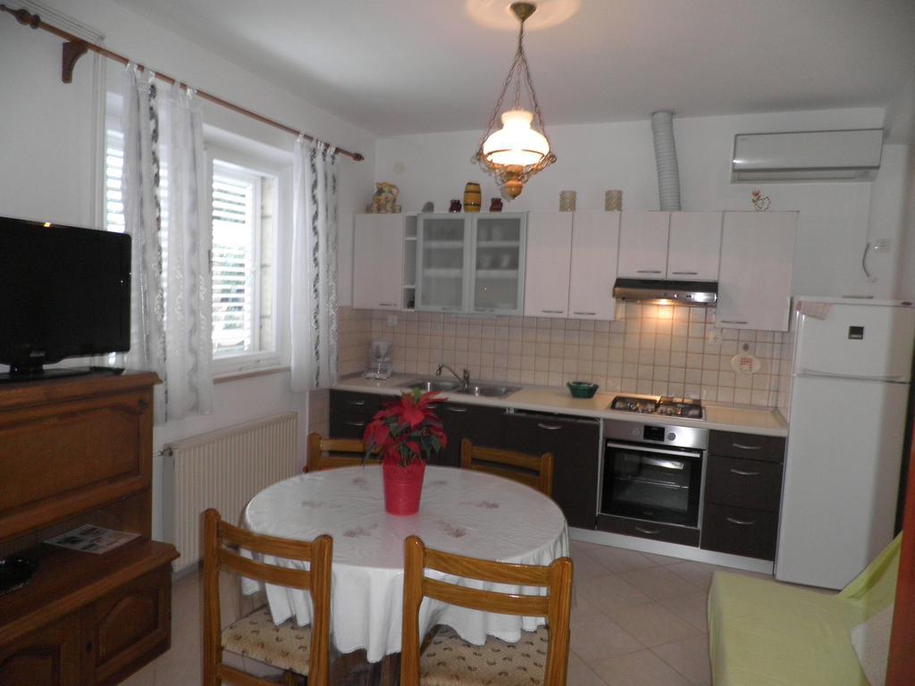 Apartments Holiday Lumbarda Extérieur photo